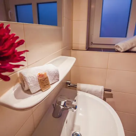 Int Hoern 3 Og Lejlighed *